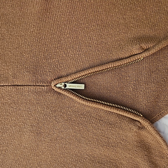 Michael Kors Tunic Sweater - Picture 5 of 8